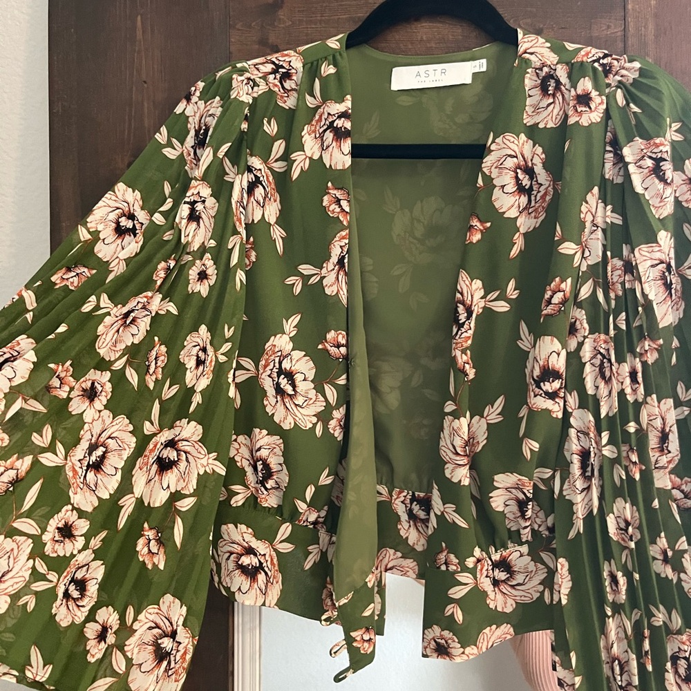 Astr Green Floral Blouse